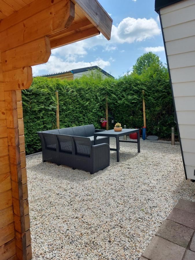 Comfortabel En Gezellig Familie Chalet Tot 6 Personen Op De Veluwe Bungalowpark De Kern Putten Exterior photo
